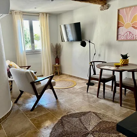 Appartement La Pablita By Evasion Riviera, Vieil Antibes, Remparts Antibes