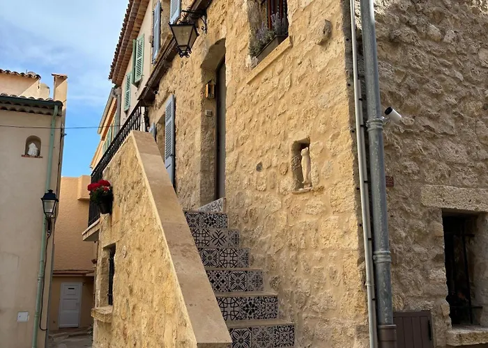 Appartement La Pablita By Evasion Riviera, Vieil Antibes, Remparts Antibes